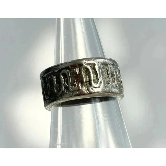 Vintage Silver Toned Wavy Band Style Unisex Ring - Size 5.5 - Picture 2 of 7